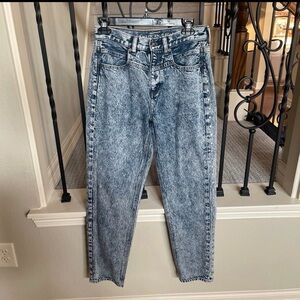 American eagle Acid Wash Denim Jeans size 4